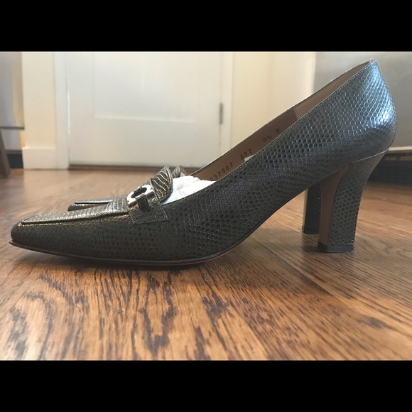 Salvatore Ferragamo Faux Alligator Pattern - Picture 2 of 4